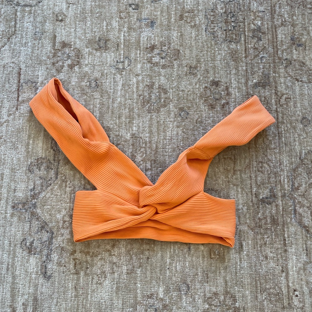 Coral Knot Front Ribbed Crop Tank